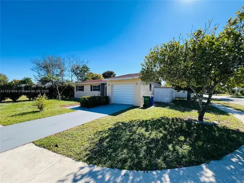 6990 SW 1st Street Margate FL 33068