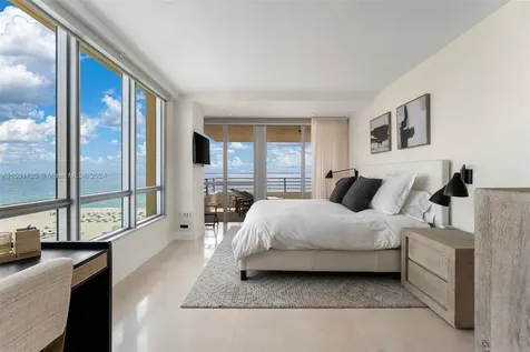 101 Ocean Drive Miami Beach FL 33139