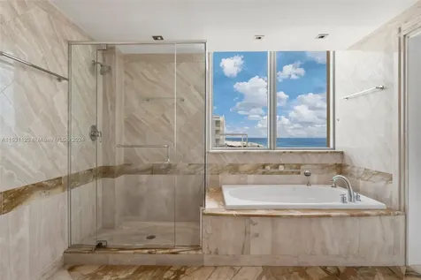 101 Ocean Drive Miami Beach FL 33139