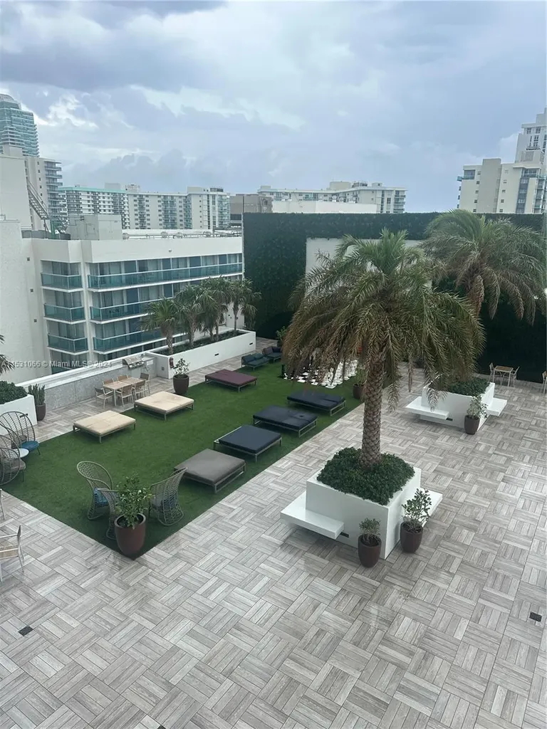 4010 S Ocean Drive Hollywood FL 33019