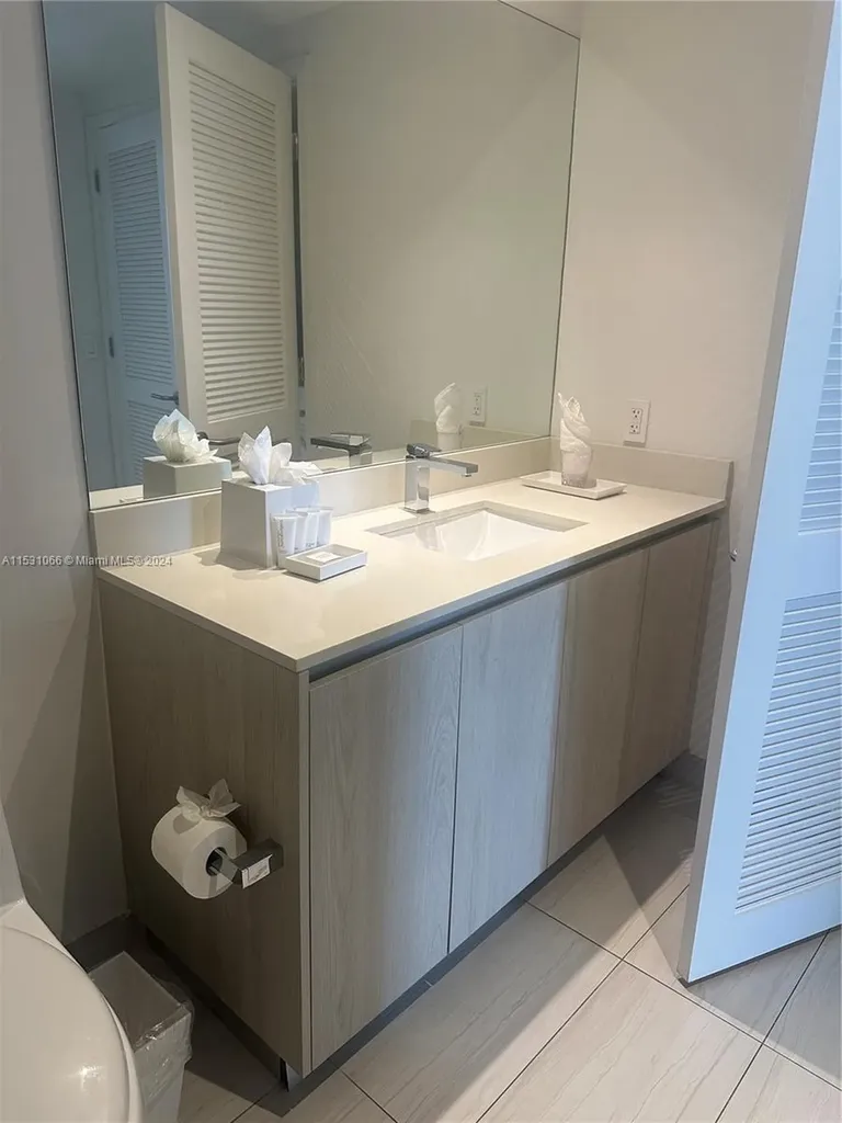 4010 S Ocean Drive Hollywood FL 33019