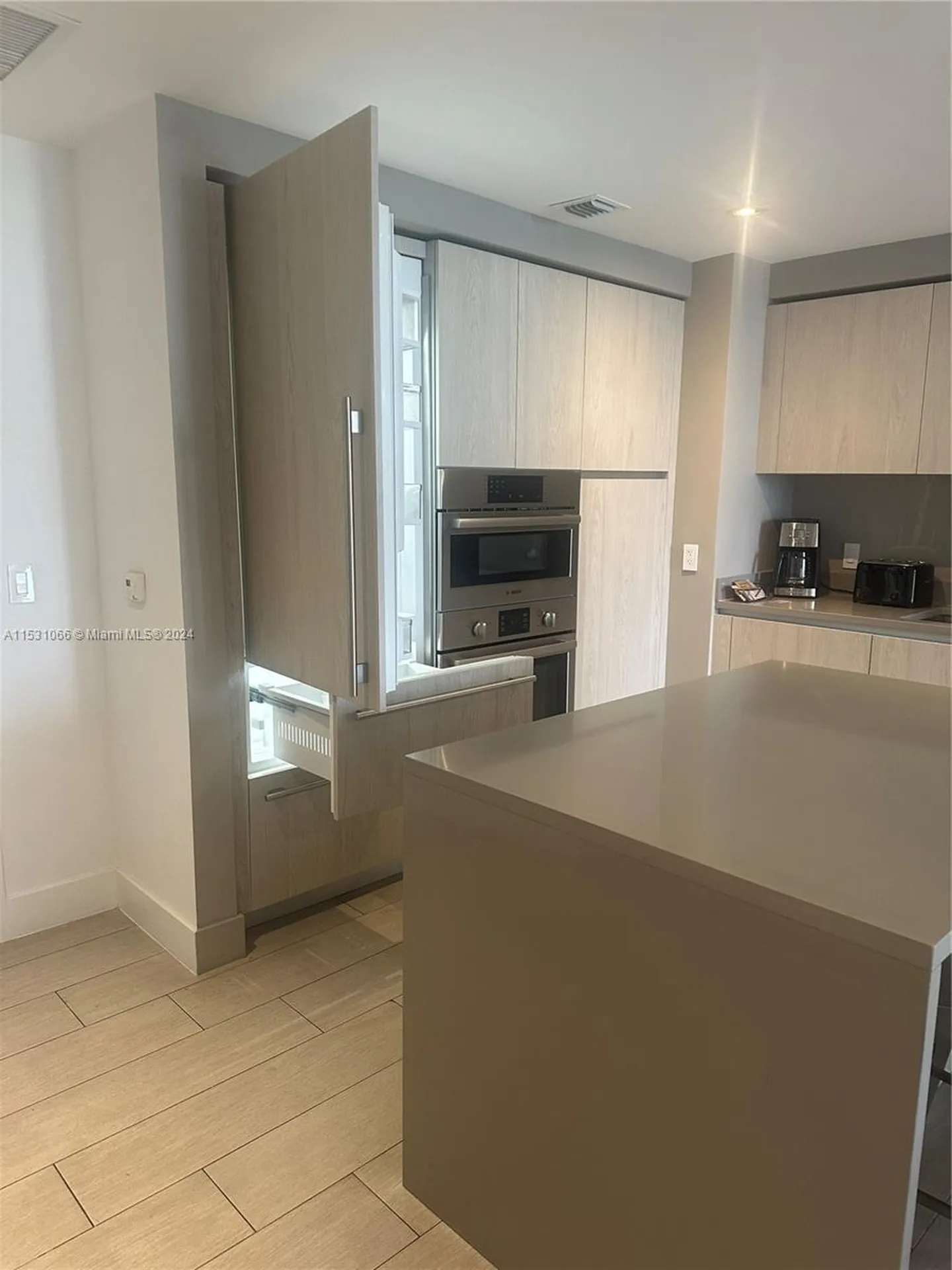 4010 S Ocean Drive Hollywood FL 33019