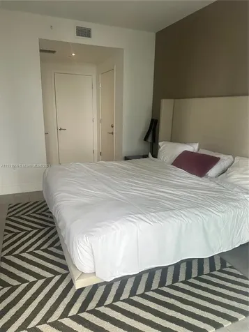 4010 S Ocean Drive Hollywood FL 33019
