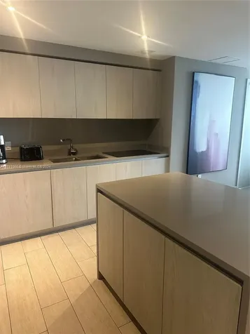 4010 S Ocean Drive Hollywood FL 33019