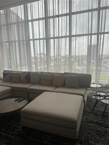 4010 S Ocean Drive Hollywood FL 33019