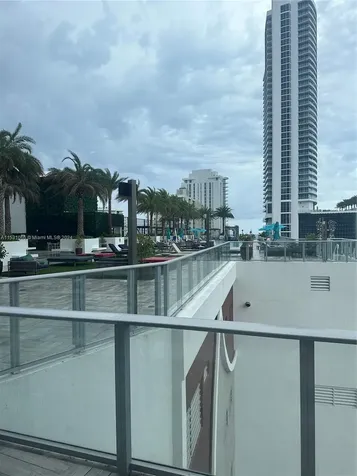 4010 S Ocean Drive Hollywood FL 33019