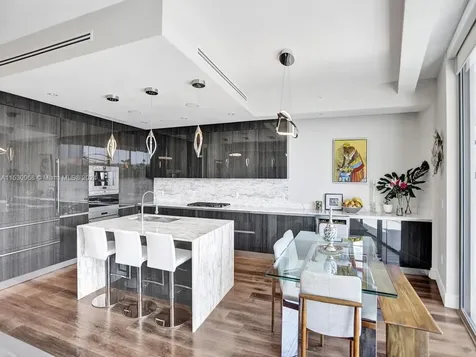 3250 NE 188th Street Aventura FL 33180