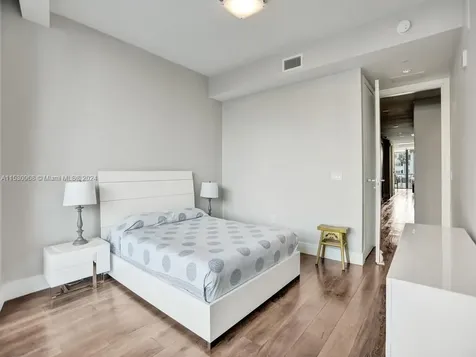 3250 NE 188th Street Aventura FL 33180