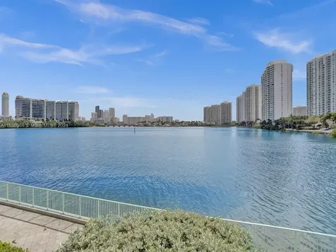 3250 NE 188th Street Aventura FL 33180