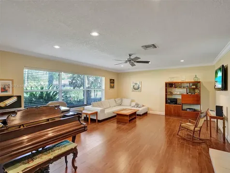 3121 NW 108th Drive Coral Springs FL 33065
