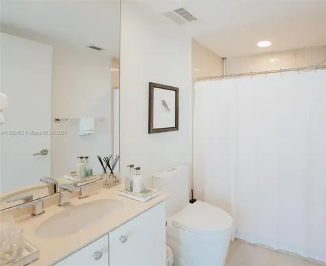 19333 Collins Avenue Sunny Isles Beach FL 33160