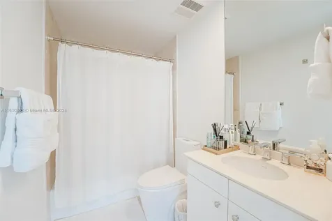 19333 Collins Avenue Sunny Isles Beach FL 33160