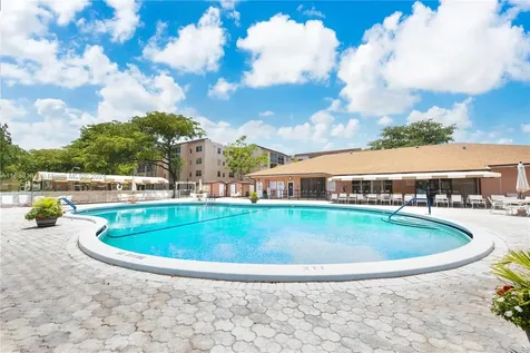 2841 Somerset Drive Lauderdale Lakes FL 33311