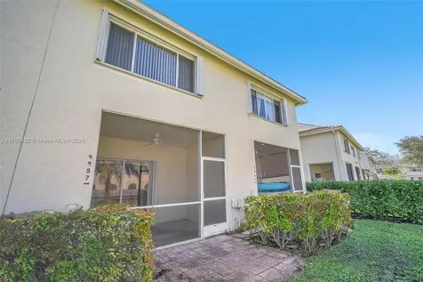9957 NW 57th Manor Coral Springs FL 33076