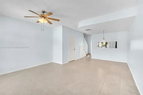 9957 NW 57th Manor Coral Springs FL 33076