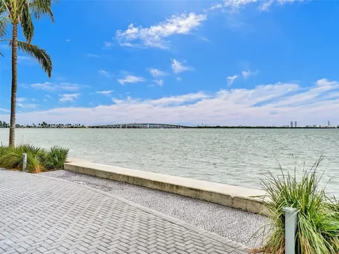 700 NE 26th Terrace Miami FL 33137