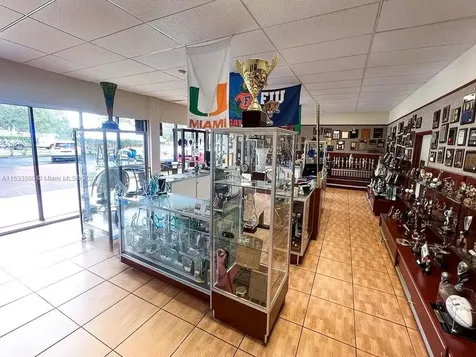 9465 SW 56th Street Miami FL 33165