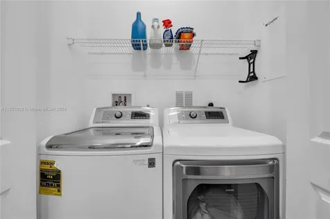 7864 NW 123rd Avenue Parkland FL 33076