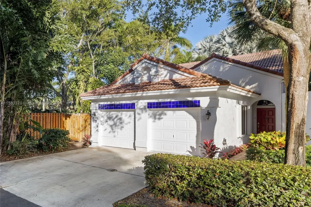 5632 Amersham Way Boca Raton FL 33486