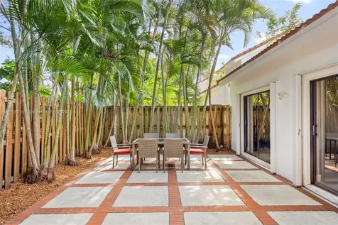 5632 Amersham Way Boca Raton FL 33486
