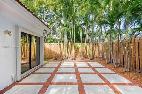 5632 Amersham Way Boca Raton FL 33486