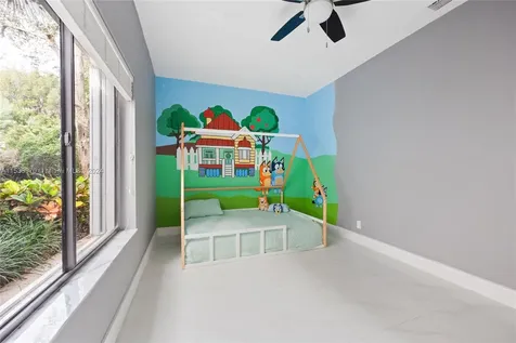 5632 Amersham Way Boca Raton FL 33486