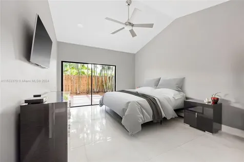 5632 Amersham Way Boca Raton FL 33486