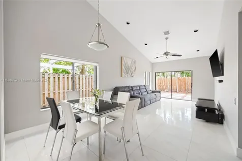 5632 Amersham Way Boca Raton FL 33486