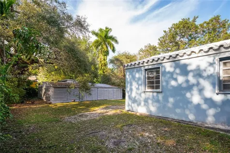 2325 Swanson Avenue Coconut Grove FL 33133