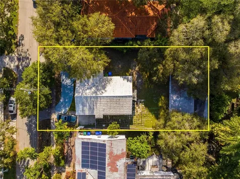 2325 Swanson Avenue Coconut Grove FL 33133