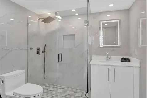 16699 Collins Avenue Sunny Isles Beach FL 33160