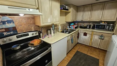 5870 NW 21st Street Lauderhill FL 33313