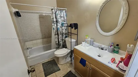 5870 NW 21st Street Lauderhill FL 33313