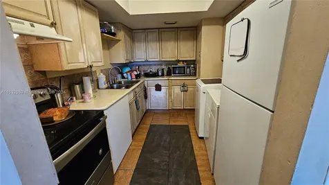 5870 NW 21st Street Lauderhill FL 33313