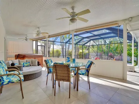1106 N 13th Avenue Hollywood FL 33019