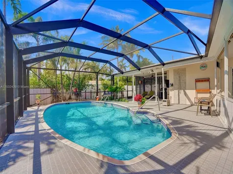 1106 N 13th Avenue Hollywood FL 33019