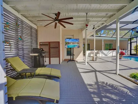 1106 N 13th Avenue Hollywood FL 33019