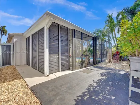 1106 N 13th Avenue Hollywood FL 33019