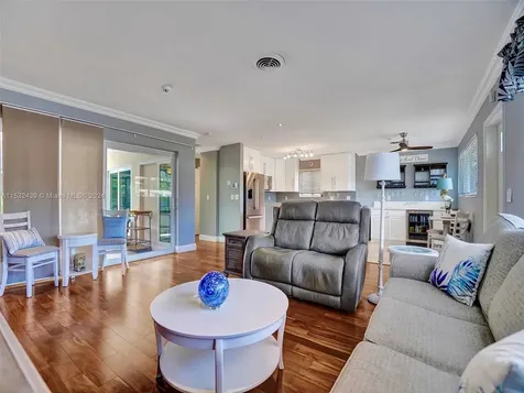 1106 N 13th Avenue Hollywood FL 33019