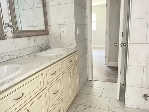 5607 Hollow Oak Road Orlando FL 32808