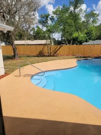 5607 Hollow Oak Road Orlando FL 32808