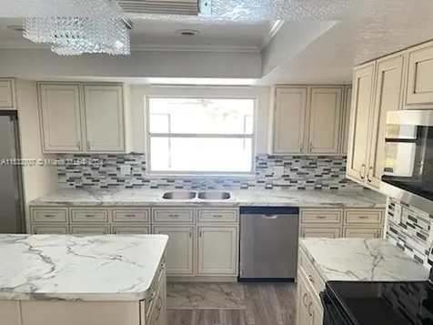 5607 Hollow Oak Road Orlando FL 32808