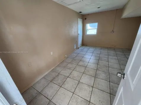 10551 Sunset Strip Sunrise FL 33322