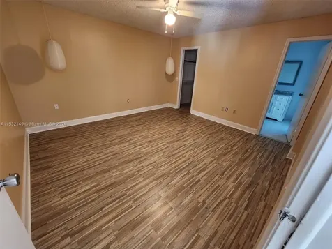 10551 Sunset Strip Sunrise FL 33322