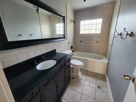 10551 Sunset Strip Sunrise FL 33322