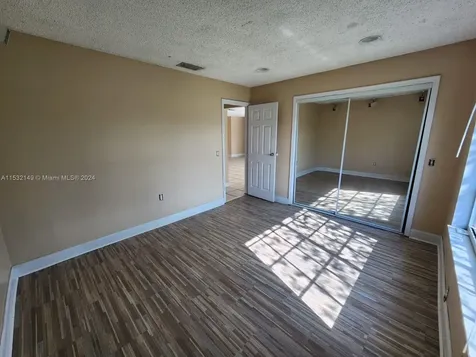 10551 Sunset Strip Sunrise FL 33322