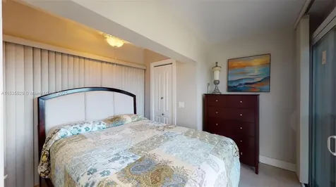 329 SE 3rd Street Hallandale Beach FL 33009