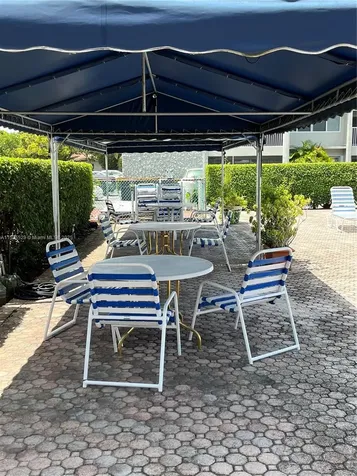 329 SE 3rd Street Hallandale Beach FL 33009