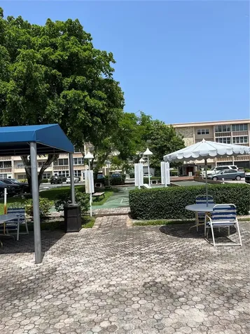 329 SE 3rd Street Hallandale Beach FL 33009