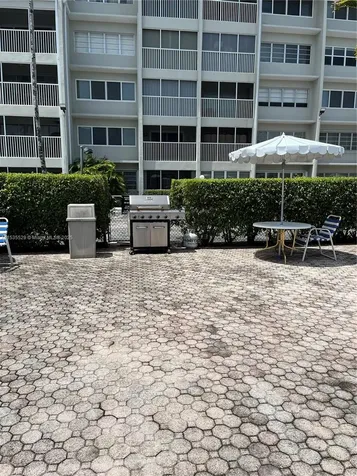 329 SE 3rd Street Hallandale Beach FL 33009